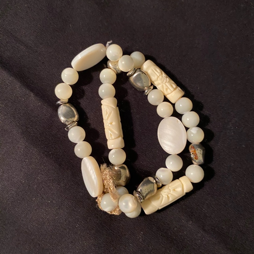 J. Jill Cream and Silver Beaded Bracelet